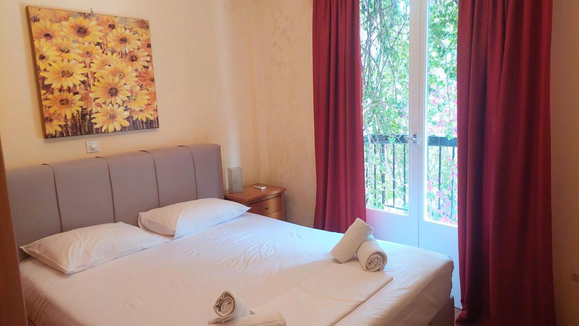 Cozy Apartment In Acropolis With Roof Garden Атина Екстериор снимка